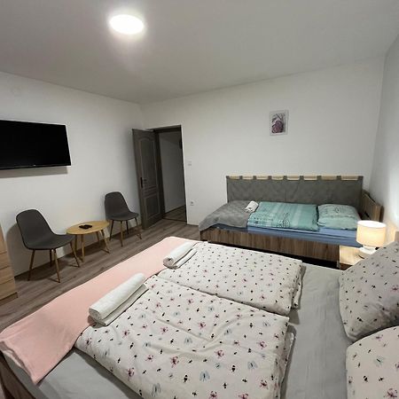 Mini Zoo Apartman Nagykanizsa Exterior foto